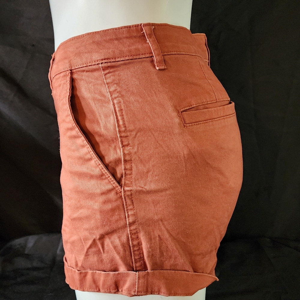 Women's Rust Shorts - Picture 2 of 4
